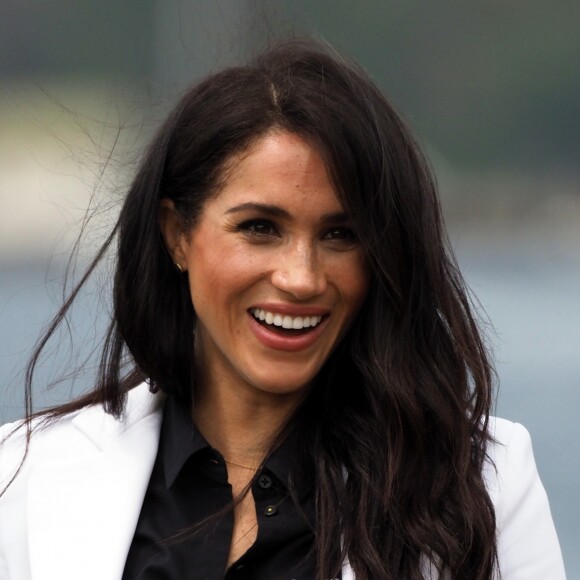 Le prince Harry, duc de Sussex, et Meghan Markle, duchesse de Sussex, enceinte, assistent au "Jaguar Land Rover Driving Challenge" en ouverture des "Invictus Games 2018" sur Cockatoo Island. Sydney, le 20 octobre 2018.