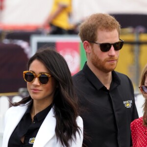 Le prince Harry, duc de Sussex, et Meghan Markle, duchesse de Sussex, enceinte, assistent au "Jaguar Land Rover Driving Challenge" en ouverture des "Invictus Games 2018" sur Cockatoo Island. Sydney, le 20 octobre 2018.