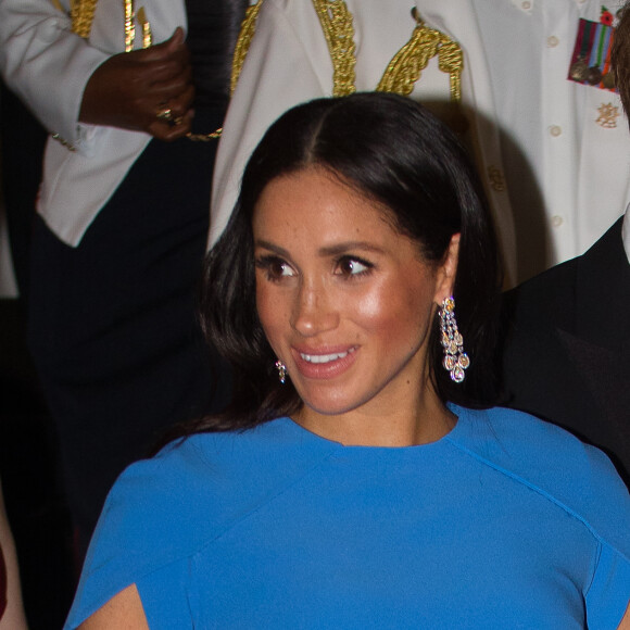 Le prince Harry, duc de Sussex, et Meghan Markle, duchesse de Sussex (enceinte) arrivent au dîner d'Etat donné en leur honneur à Suva, Îles Fidji le 23 octobre 2018.