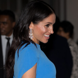 Le prince Harry, duc de Sussex, et Meghan Markle, duchesse de Sussex (enceinte) arrivent au dîner d'Etat donné en leur honneur à Suva, Îles Fidji le 23 octobre 2018.