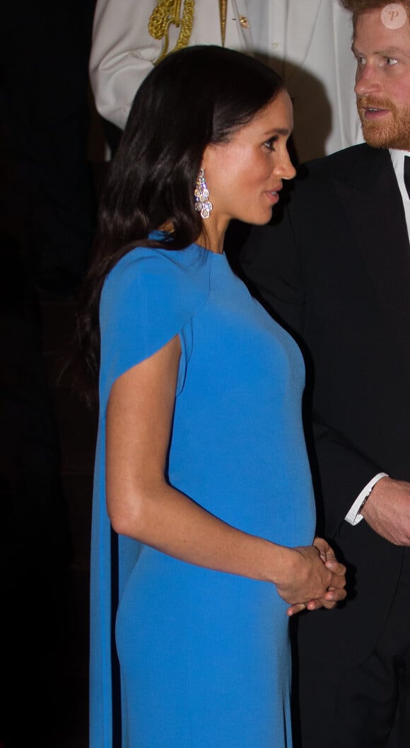 Le prince Harry, duc de Sussex, et Meghan Markle, duchesse de Sussex (enceinte) arrivent au dîner d'Etat donné en leur honneur à Suva, Îles Fidji le 23 octobre 2018. 23 October 2018.