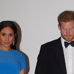 Le prince Harry, duc de Sussex, et Meghan Markle, duchesse de Sussex (enceinte) arrivent au dîner d'Etat donné en leur honneur à Suva, Îles Fidji le 23 octobre 2018. 23 October 2018.