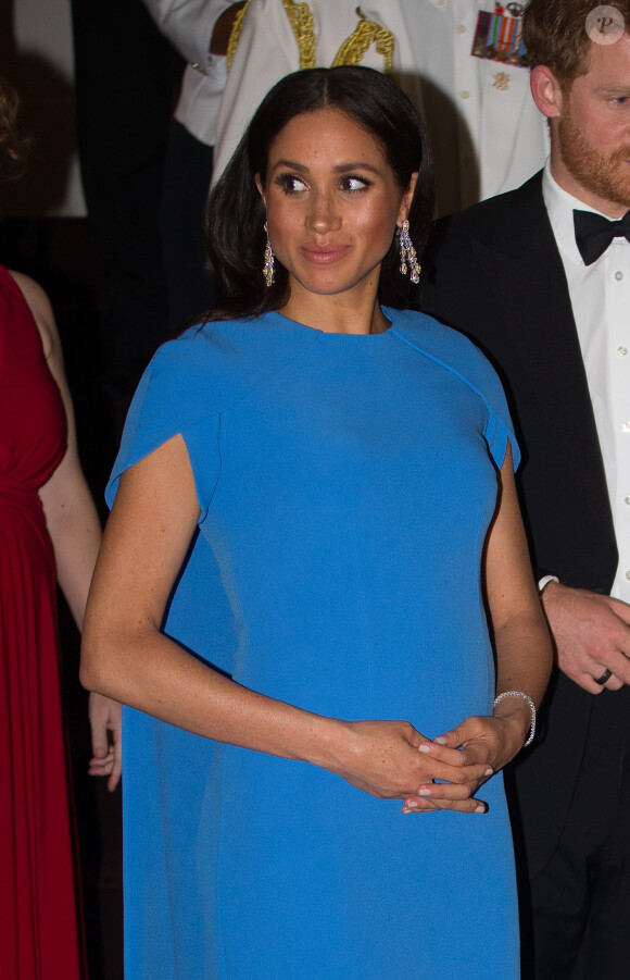 Le prince Harry, duc de Sussex, et Meghan Markle, duchesse de Sussex (enceinte) arrivent au dîner d'Etat donné en leur honneur à Suva, Îles Fidji le 23 octobre 2018. 23 October 2018.