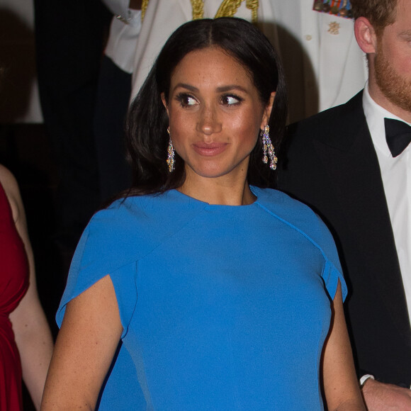 Le prince Harry, duc de Sussex, et Meghan Markle, duchesse de Sussex (enceinte) arrivent au dîner d'Etat donné en leur honneur à Suva, Îles Fidji le 23 octobre 2018. 23 October 2018.