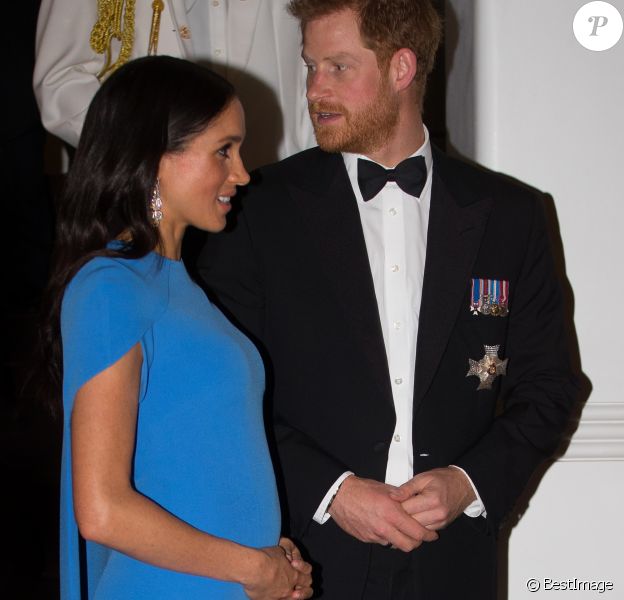 Le prince Harry, duc de Sussex, et Meghan Markle, duchesse de Sussex (enceinte) arrivent au dîner d'Etat donné en leur honneur à Suva, Îles Fidji le 23 octobre 2018. 23 October 2018.