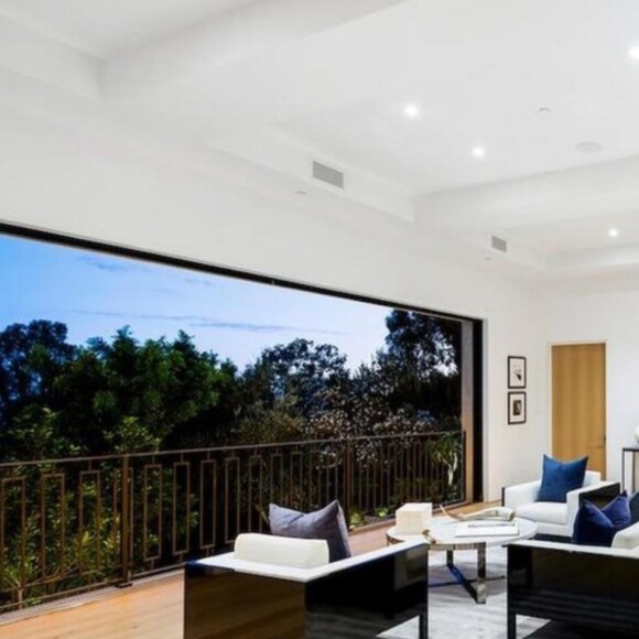 Kylie Jenner et Travis Scott ont dépensé 13,45 millions de dollars dans un manoir de Beverly Hills.
