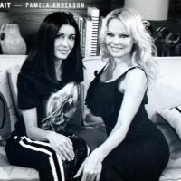 Jenifer et Pamela Anderson : Une rencontre touchante grâce à Nikos Aliagas