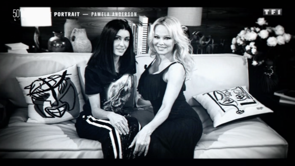 Jenifer rencontre Pamela Anderson grâce à Nikos Aliagas dans "50 min Inside", le 27 octobre 2018.