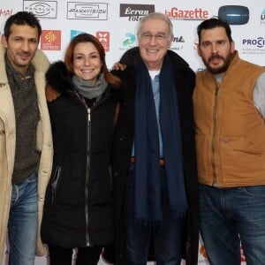 Jennifer Lauret, Bernard Le Coq, Alexandre Thibault, Kamel Belghazi pour "Une famille formidable" - 20ème anniversaire du Festival des Créations Télévisuelles de Luchon, France, le 8 février 2018. © Patrick Bernard/Bestimage