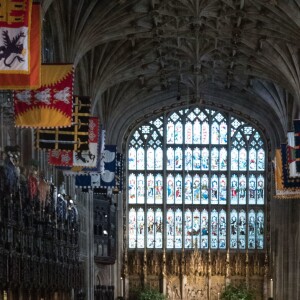 Meghan Markle, duchesse de Sussex, menée à l'autel par le prince Charles, son beau-père, lors de son mariage avec le prince Harry le 19 mai 2018 à Windsor.