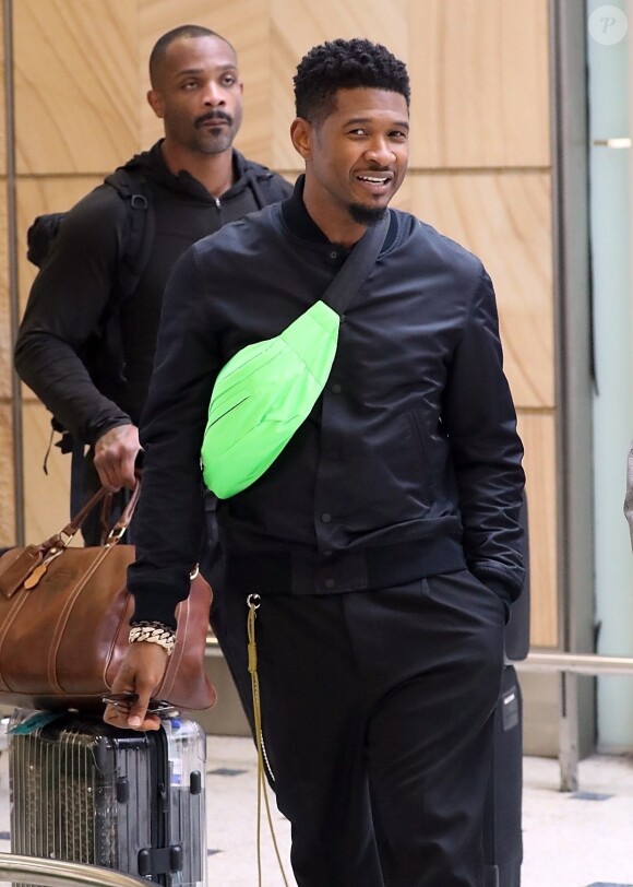 Exclusif - Usher arrive à l'aéroport Kingsford-Smith de Sydney, Australie, le 7 novembre 2018.