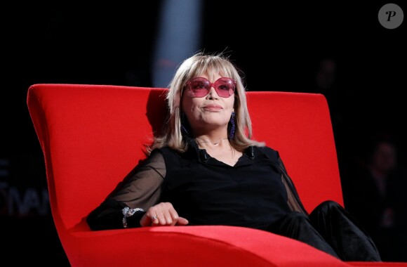 Exclusif - Enregistrement de l'émission "Le Divan" avec Amanda Lear en invitée et présentée par Marc-Olivier Fogiel, le 2 novembre 2018. L'émission sera diffusée le 9 novembre 2018 sur France 3. © Dominique Jacovides/Bestimage