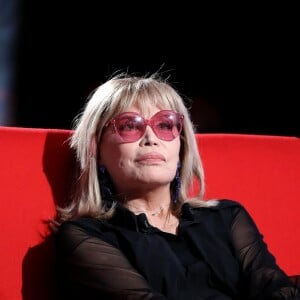 Exclusif - Enregistrement de l'émission "Le Divan" avec Amanda Lear en invitée et présentée par Marc-Olivier Fogiel, le 2 novembre 2018. L'émission sera diffusée le 9 novembre 2018 sur France 3. © Dominique Jacovides/Bestimage