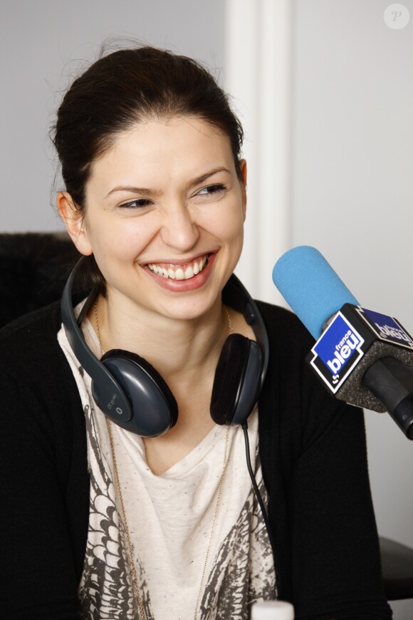 Lucie Bernardoni à l'émission "On repeint la musique" à Paris, le 14 mars 2014.