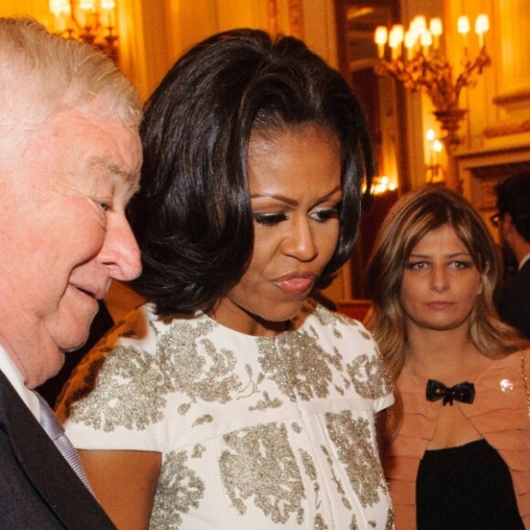 Michelle Obama et la reine Elizabeth II au palais de Buckingham le 27 juillet 2012 lors d'une réception avant l'ouverture des Jeux olympiques de Londres.