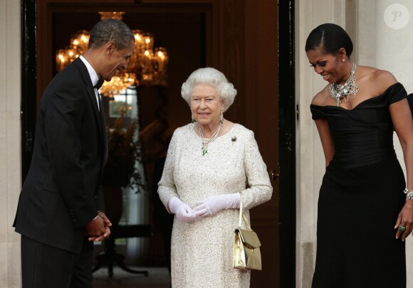 Barack et Michelle Obama avec la reine Elizabeth II et le duc d'Edimbourg le 25 mai 2011 à la résidence de l'ambassadeur des Etats-Unis à Londres.