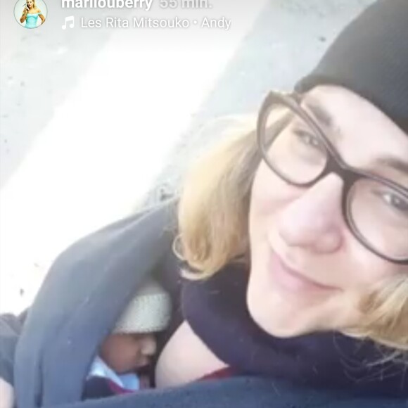 Marilou Berry présente son petit garçon Andy, le 14 novembre 2018 (capture d'écran)