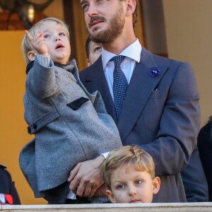 Sacha Casiraghi (fils d'Andrea), Pierre Casiraghi et son fils Stefano au palais princier de Monaco le 19 novembre 2018 lors de la prise d'armes dans le cadre des célébrations de la fête Nationale monégasque. © Dominique Jacovides /PRM/ Bestimage