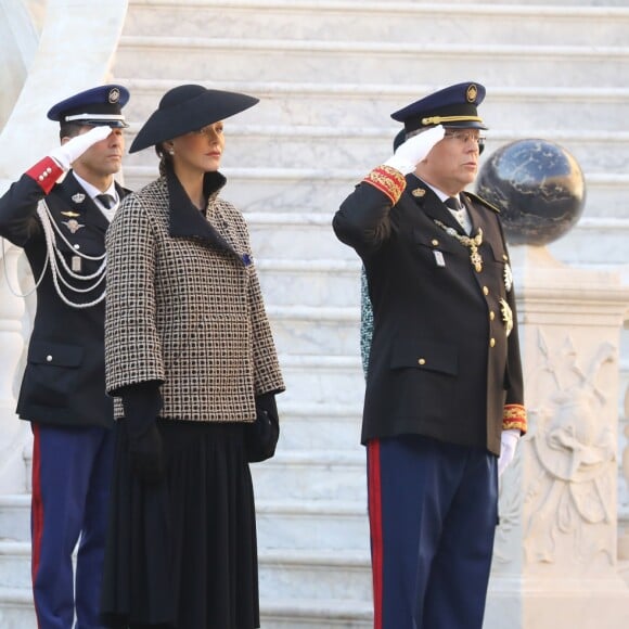 La princesse Stéphanie, la princesse Charlene et le prince Albert II de Monaco au palais princier de Monaco le 19 novembre 2018 lors de la prise d'armes dans le cadre des célébrations de la fête Nationale monégasque. © Dominique Jacovides/PRM/Bestimage