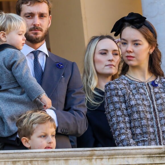 Pierre Casiraghi et son fils Stefano, Sacha Casiraghi (au balcon), la princesse Alexandra de Hanovre au palais princier de Monaco le 19 novembre 2018 lors de la prise d'armes dans le cadre des célébrations de la fête Nationale monégasque. © Dominique Jacovides/PRM/Bestimage