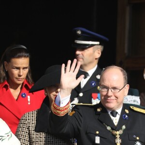 Le prince Albert II de Monaco et la princesse Charlene quittant la cathédrale Notre-Dame-Immaculée de Monaco lors de la Fête nationale monégasque le 19 novembre 2018. © Dominique Jacovides/Bestimage