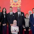  La princesse Lalla Khadija avec son père le roi Mohammed VI du Maroc et le prince héritier Moulay El Hassan le 17 septembre 2018 au palais royal à Rabat lors d'une cérémonie pour la présentation du bilan de la réforme en cours du système éducatif. 