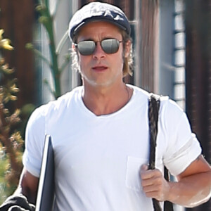 Exclusif - Brad Pitt se rend à un rendez-vous d'affaires à Los Angeles, le 13 novembre 2018.