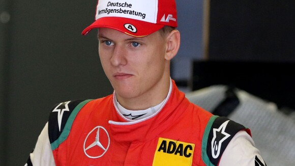 Michael Schumacher : Son fils Mick "complètement fermé" depuis l'accident