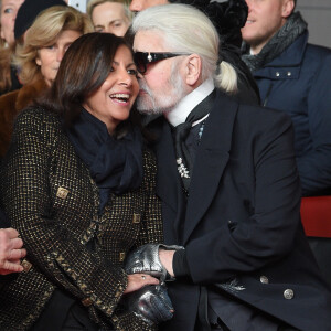 Anne Hidalgo (maire de Paris) et Karl Lagerfeld lors de l'illumination des Champs-Elysées à l'ocassion des Fêtes de Noël. Paris, le 22 novembre 2018. © Guirec Coadic/Bestimage