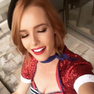 Maëva Coucke dévoile son costume national pour l'élection de Miss Monde 2018 en Chine. Novembre 2018.