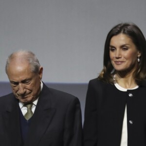 La reine Letizia d'Espagne lors de la 10e édition des prix du groupe bancaire BBVA à Madrid, le 22 novembre 2018