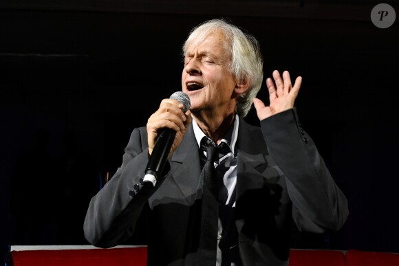 Exclusif - Dave participe au Gala au profit de l'association Princesse Margot au Chalet du Lac à Paris, France, le 25 Novembre 2018.