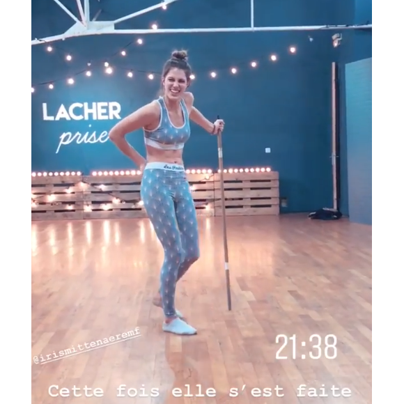 Mercredi 28 novembre 2018, Iris Mittenaere pas tout à fait remise de sa blessure au dos, à quelques jours de la grande finale de "Danse avec les stars 9" (TF1).