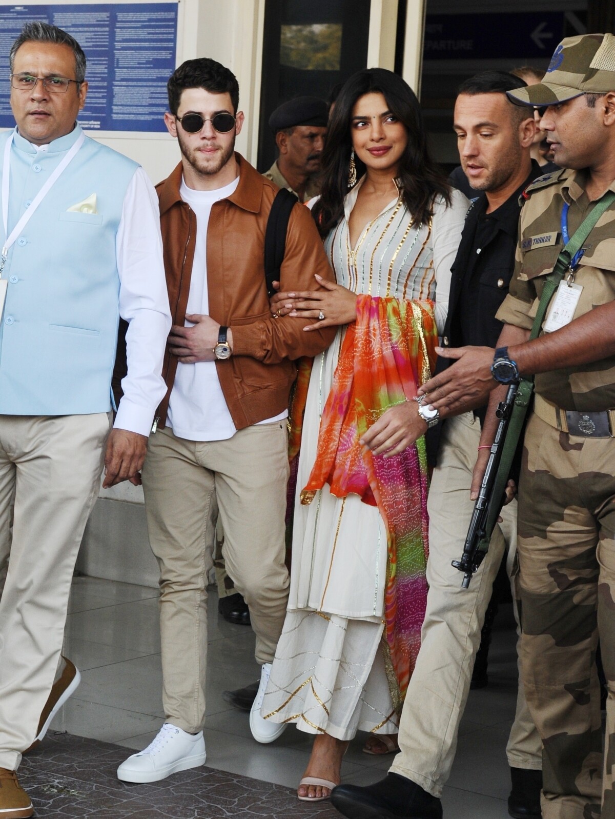 Photo : Nick Jonas et sa fiancé Priyanka Chopra, accompagnés par son