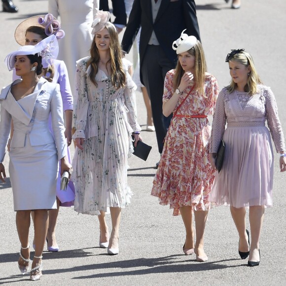 Abigail Leigh Spencer et Priyanka Chopra - Les invités arrivent à la chapelle St. George pour le mariage du prince Harry et de Meghan Markle au château de Windsor, Royaume Uni, le 19 mai 2018.