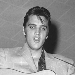 Elvis Presley en concert au Texas au début de sa carrière.