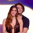Clément Rémiens et Iris Mittenaere lors de leur danse commune pour la finale de "Danse avec les stars 9" sur TF1, le 1er décembre 2018.