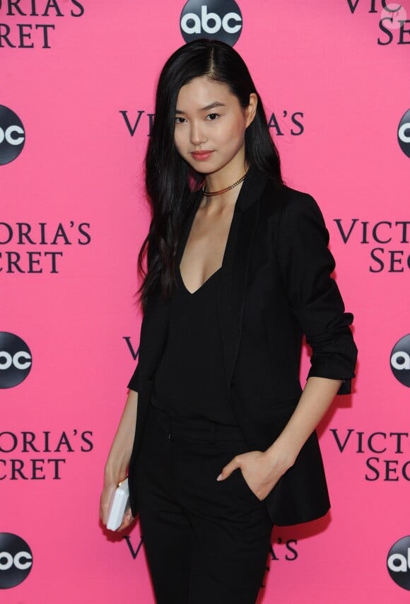 Estelle Chen - Projection du défilé Victoria's Secret aux Spring Studios à New York, le 2 décembre 2018.