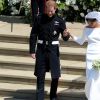 Le prince Harry et Meghan Markle (en robe de mariée Givenchy), duc et duchesse de Sussex, à la sortie de chapelle St. George au château de Windsor après leur mariage le 19 mai 2018.