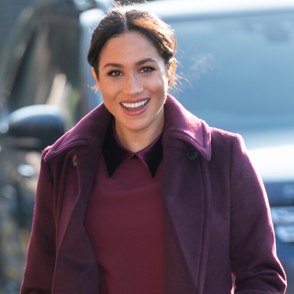 La duchesse de Sussex, Meghan Markle, enceinte, rend visite à la Hubb Community Kitchen à Londres le 21 novembre 2018.