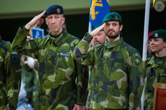 Le prince Carl Philip de Suède lors d'une remise de décorations militaires le 14 décembre 2018 à Stockholm.
