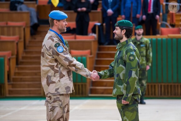 Le prince Carl Philip de Suède lors d'une remise de décorations militaires le 14 décembre 2018 à Stockholm.