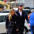 Exclusif - Miley Cyrus et son fiancé Liam Hemsworth arrivent très souriants aux NBC studios à New York. Le 15 décembre 2018