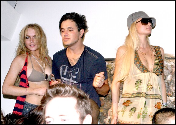 Lindsay Lohan et Paris Hilton en soirée à Coachella en Californie, en 2007.
