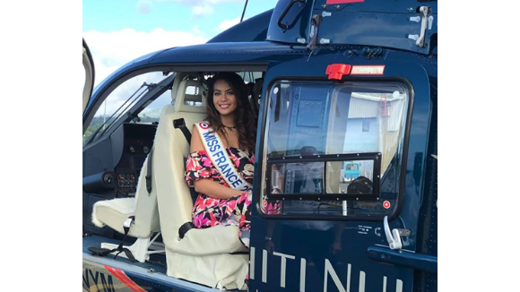 Vaimalama Chaves à Tahiti : Look fleuri, vol de rêve... Miss France 2019 s'éclate
