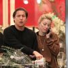 Exclusif - Amber Heard et Vito Schnabel font des courses à Los Angeles le 21 décembre 2018.