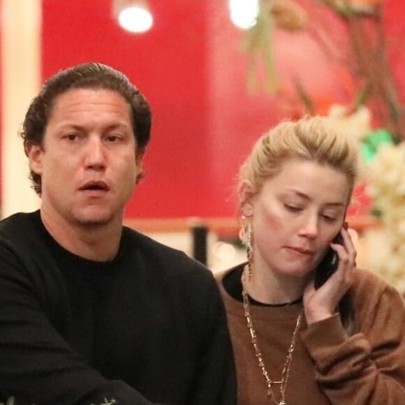 Exclusif - Amber Heard et Vito Schnabel font des courses à Los Angeles le 21 décembre 2018.