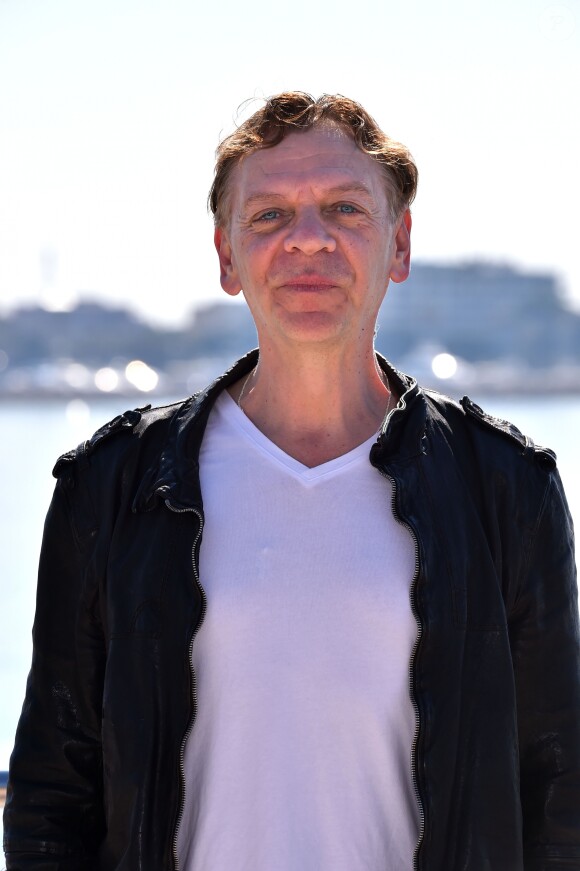 Marc Labrèche présente la série "Le Cri du Rhinoceros" - Photocall lors du MIP TV 2017 à Cannes, le 4 avril 2017.  © Bruno Bebert / Bestimage