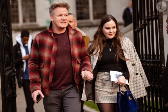 Gordon Ramsay et sa fille Holly - People se rendent au défilé Kent & Curwen à Londres le 6 janvier 2019.