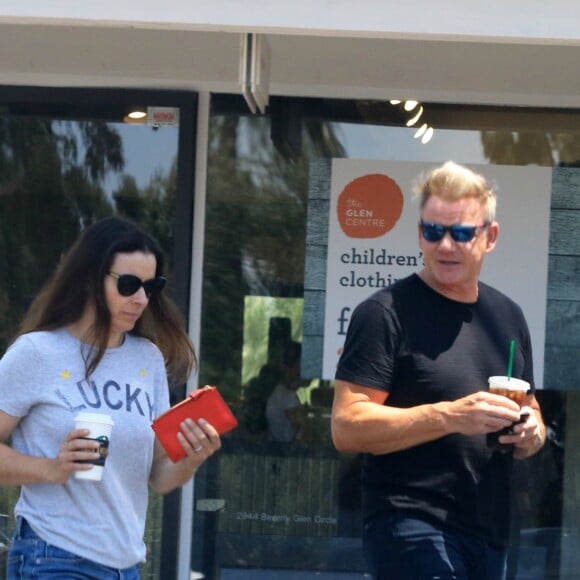 Exclusif - Gordon Ramsay et sa femme Tana se promènent à Los Angeles, le 25 juillet 2018.